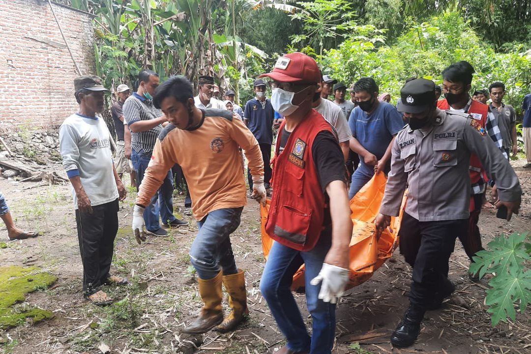 Diduga Epilepsi Kambuh, Pria di Mojokerto Meninggal di Pinggir Sungai