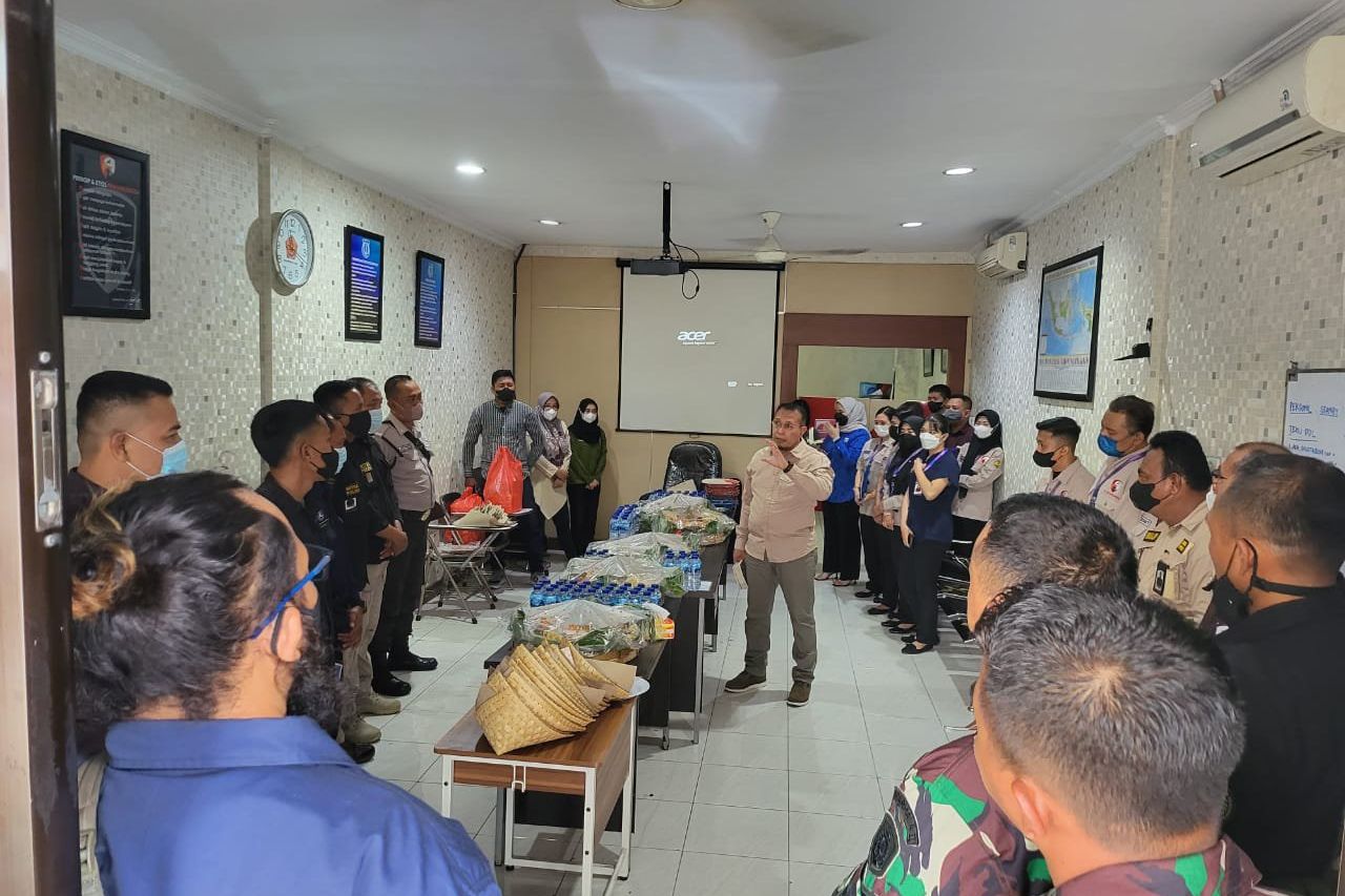 Peringati HUT ke-16, PT Mahawangsa Berikan Hadiah Umroh
