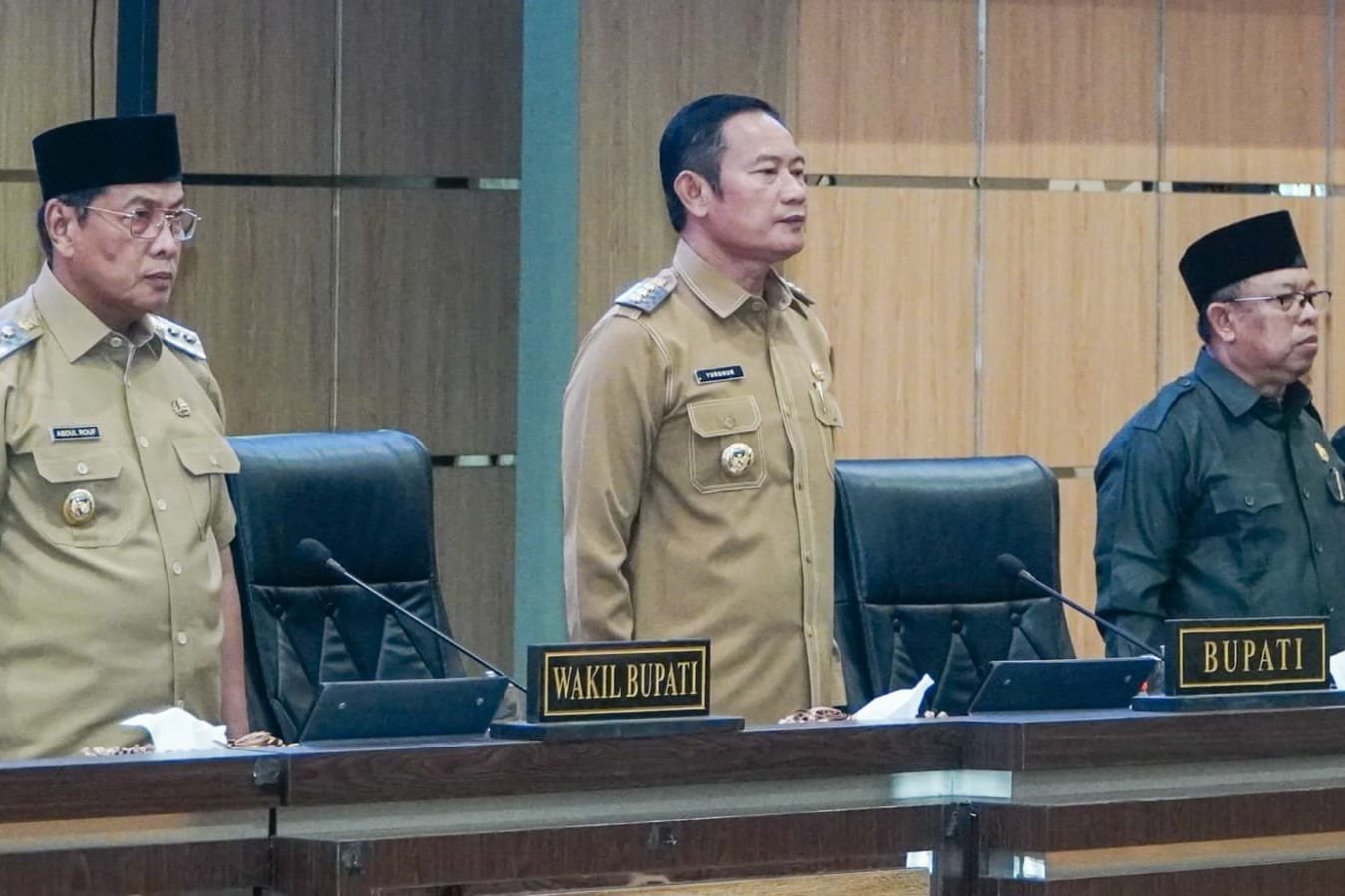 Jawaban Bupati Yes atas Pertanyaan Tujuh Fraksi DPRD Lamongan