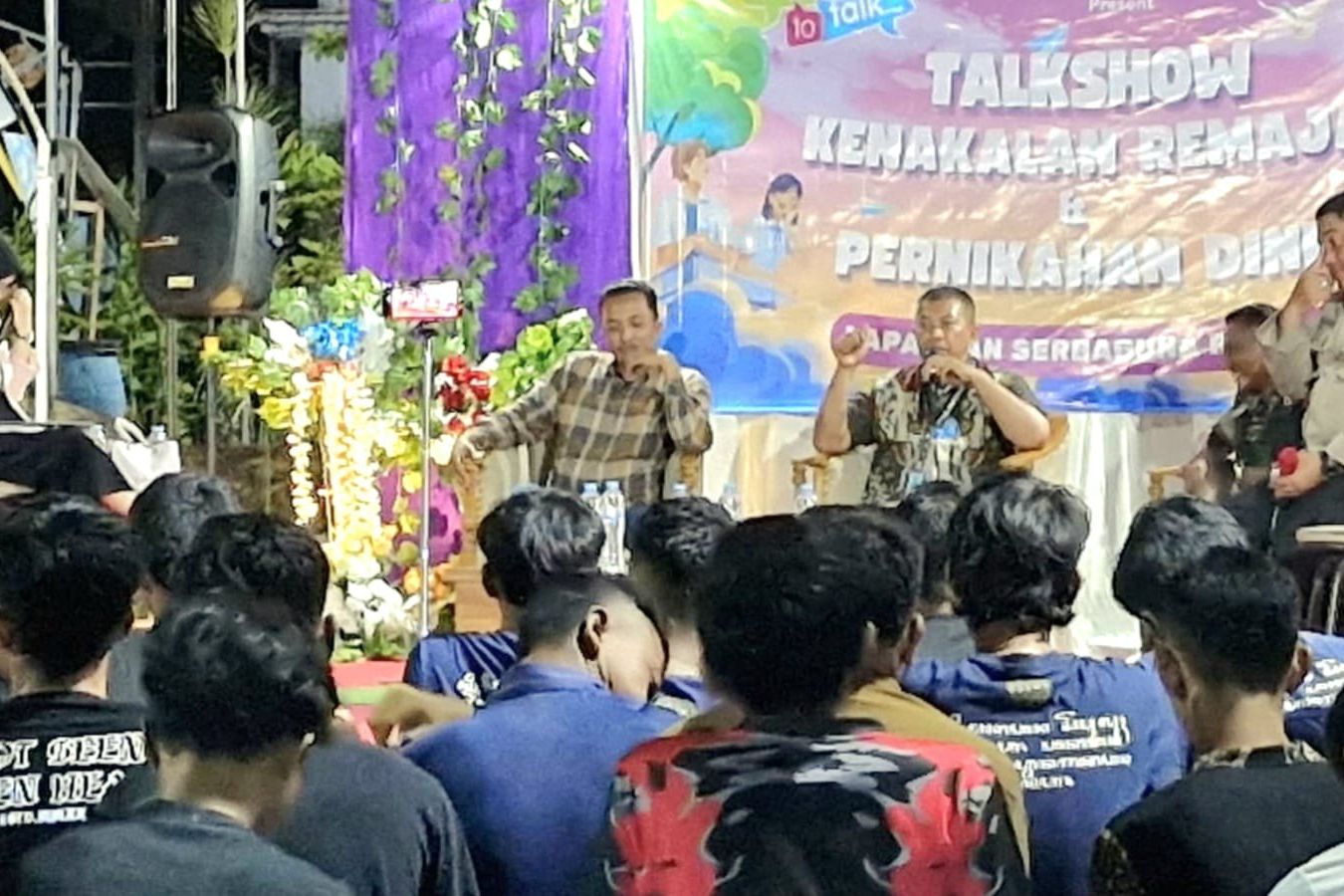 Desa Ngabetan Gresik Gelar Talk Show Malam Mingguan Cegah Narkoba dan Kenakalan Remaja