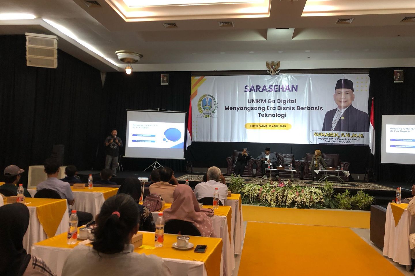 UMKM Go Digital, Anggota DPRD Jatim Sumardi dan Disdagrin Jombang Ajak Ratusan UMKM Manfaatkan IT