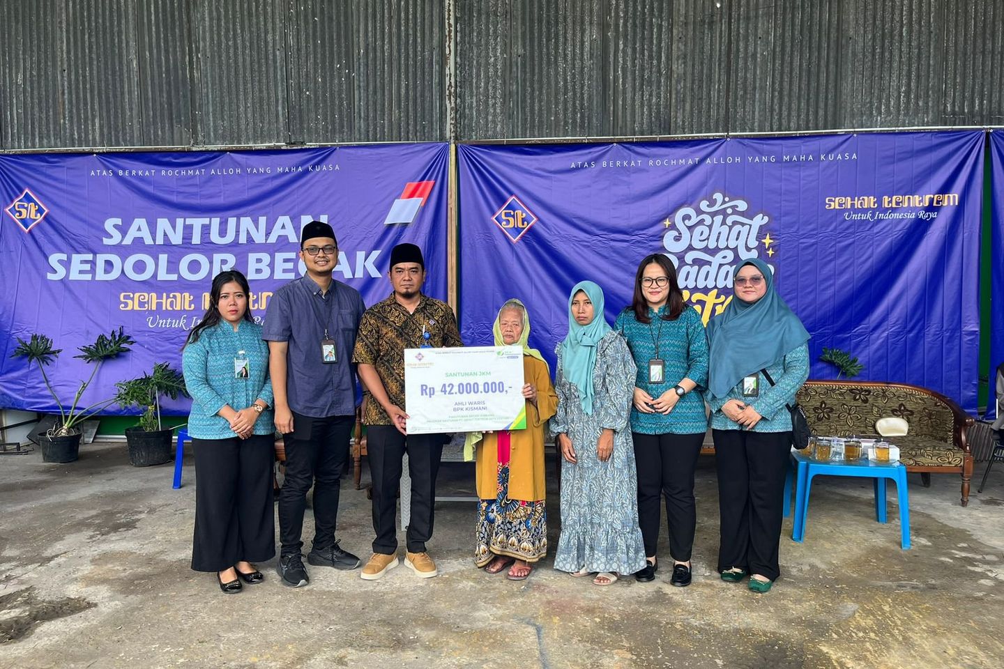Harpelnas, BPJS Ketenagakerjaan Jombang Serahkan Santunan Bagi Ahli Waris Abang Becak