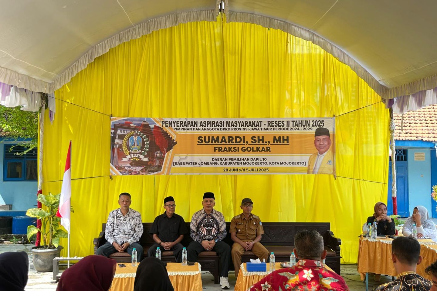 Lewat Beasiswa Prasejahtera, Cak Sumardi Pastikan Anak Mojokerto Tetap Bisa Sekolah