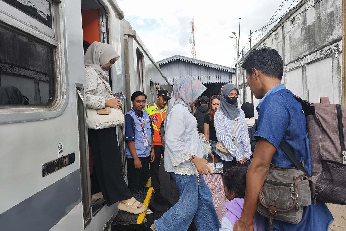 H-4 Lebaran, 11.237 Penumpang Turun di Wilayah PT KAI Daop Madiun