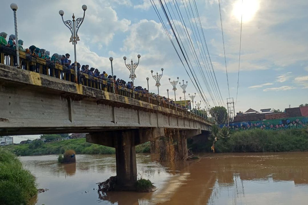 Pertamina Patra Niaga FT Madiun Jaga Kualitas Air Sungai dengan “Nutrisi” 
