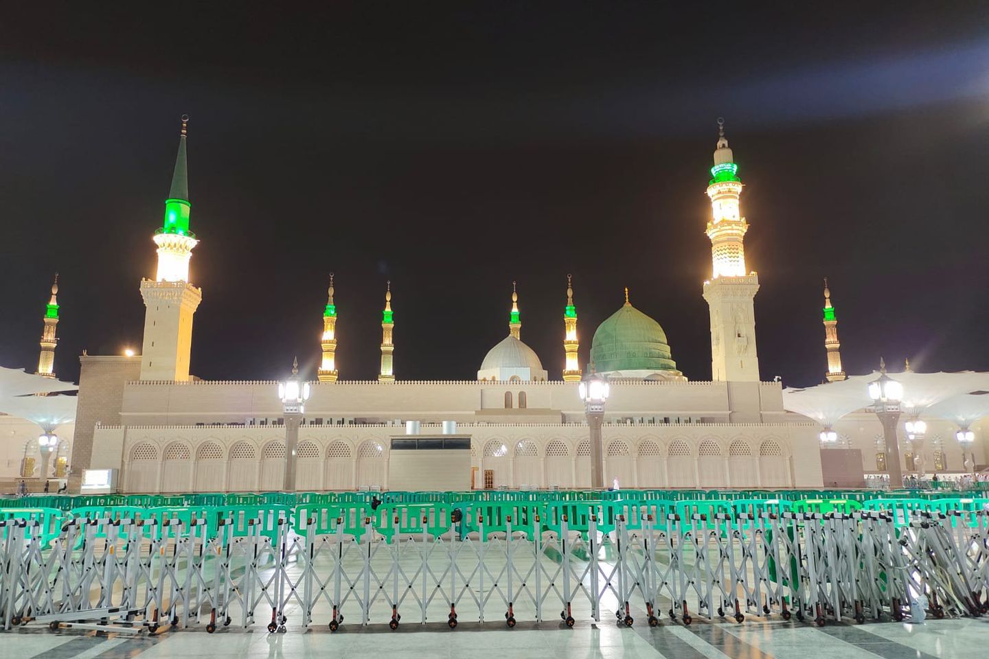 Tips Beribadah di Masjid Nabawi