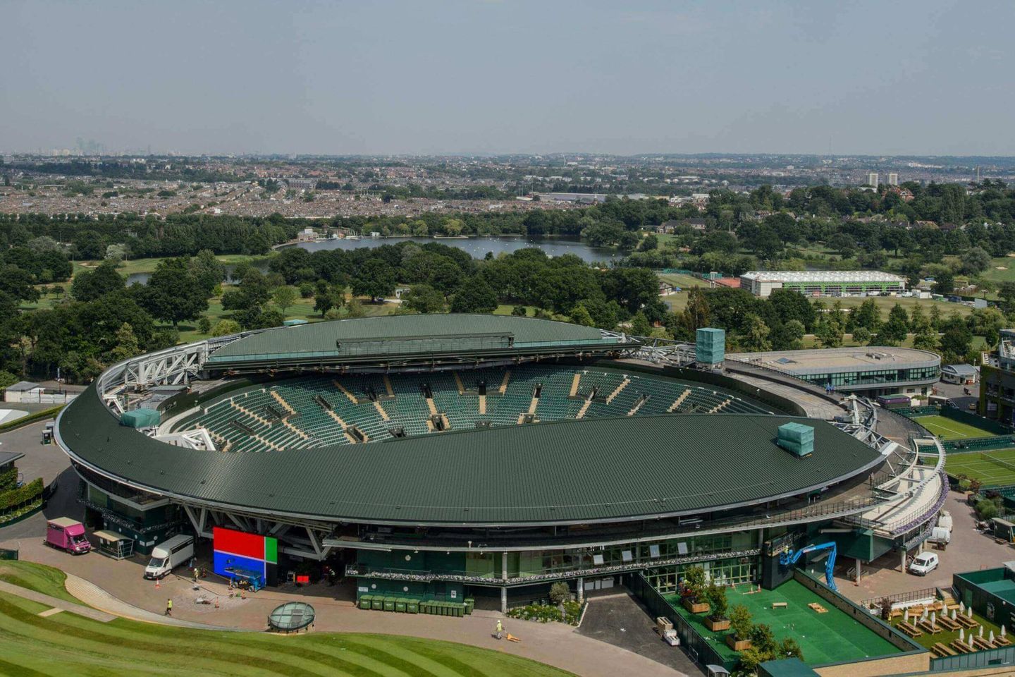 Wimbledon Naikkan Hadiah dan Tingkatkan Kapasitas Tribun Penonton