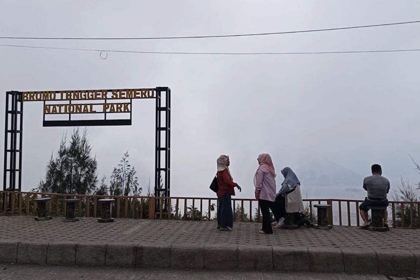 Hampir 2 Pekan Tutup Akibat Karhutla, Wisata Bromo Kembali Dibuka
