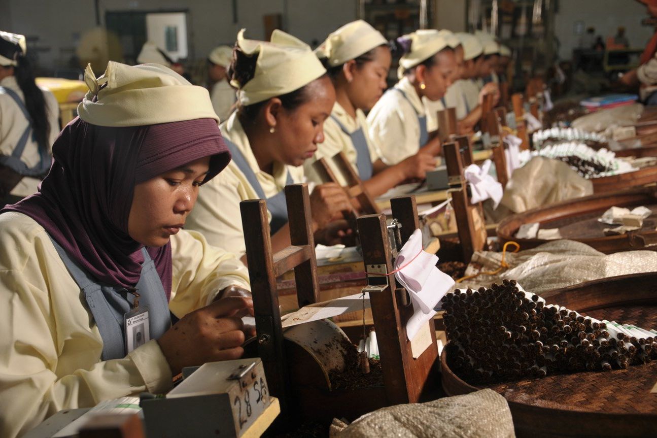 Kenaikan Cukai Diperkirakan Hantam Produksi Rokok Tahun 2020