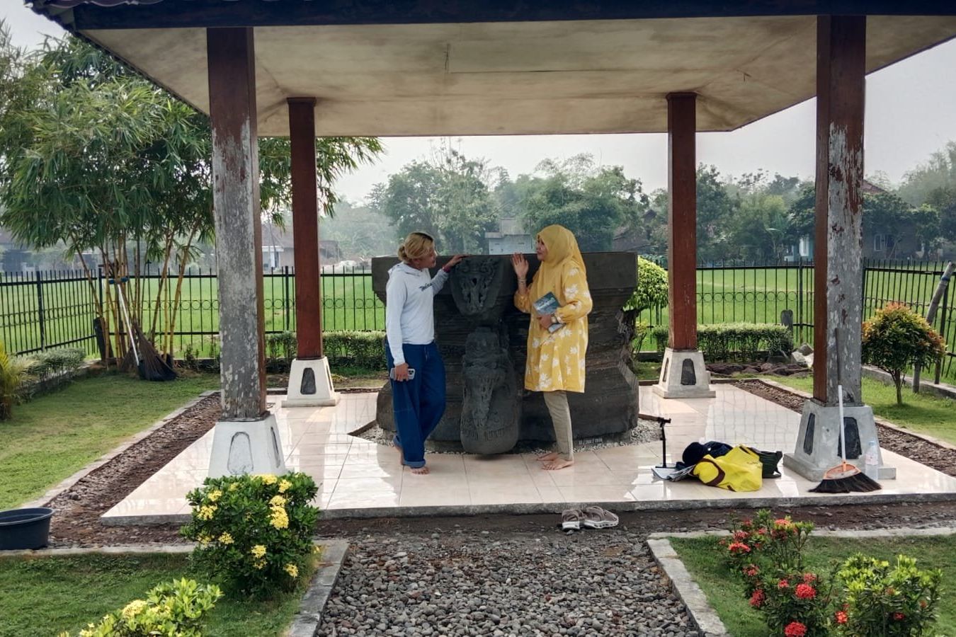 Jombang Miliki Yoni Gambar Terbesar di Indonesia dari Era Majapahit