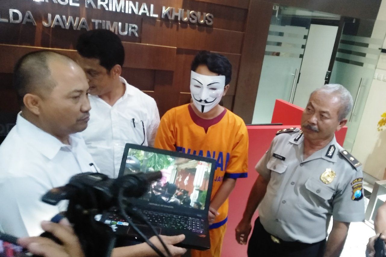Benarkah Video Andria tentang Aksi Massa di Depan Asrama Papua Hoaks?