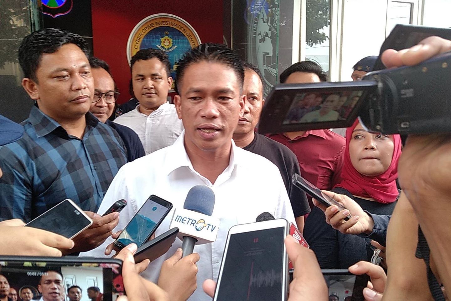 Dua Muncikari Ditetapkan Tersangka Prostitusi Artis