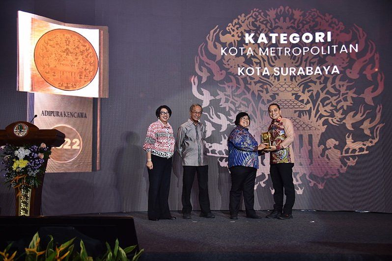 Surabaya Tujuh Kali Raih Penghargaan Adipura Kencana dari KLHK RI, Wali Kota Eri Cahyadi: Ini Apresiasi Bagi Warga!