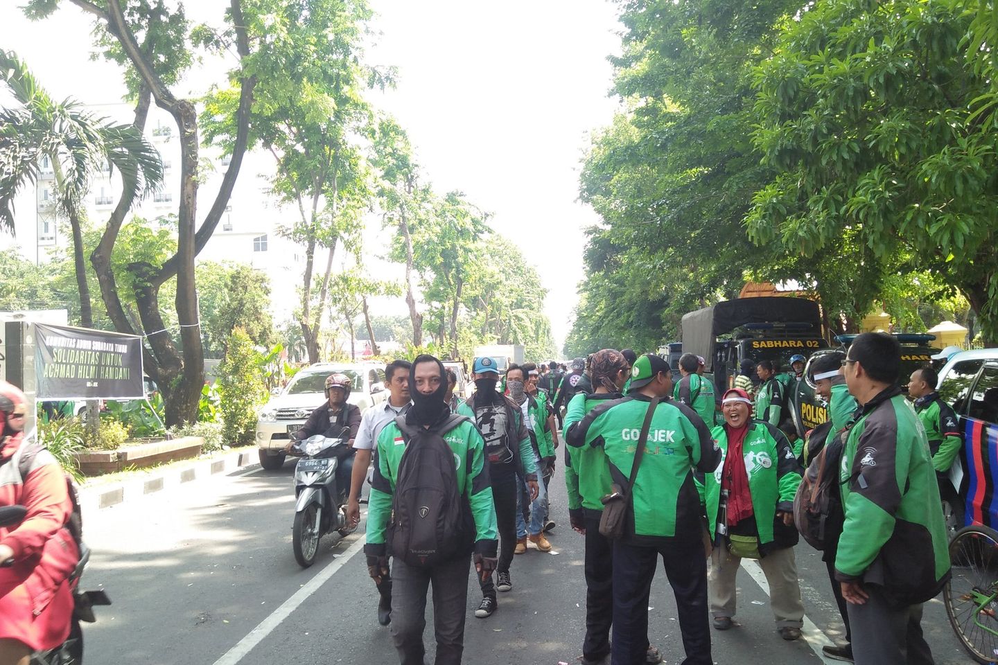 Pengemudi Ojol Desak Hakim Bebaskan Hilmi