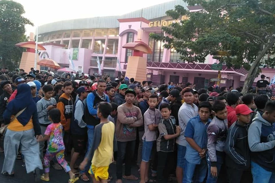 Semifinal Piala AFF U-19 Lawan Malaysia, Antrian Tiket Terjadi Sejak Pagi