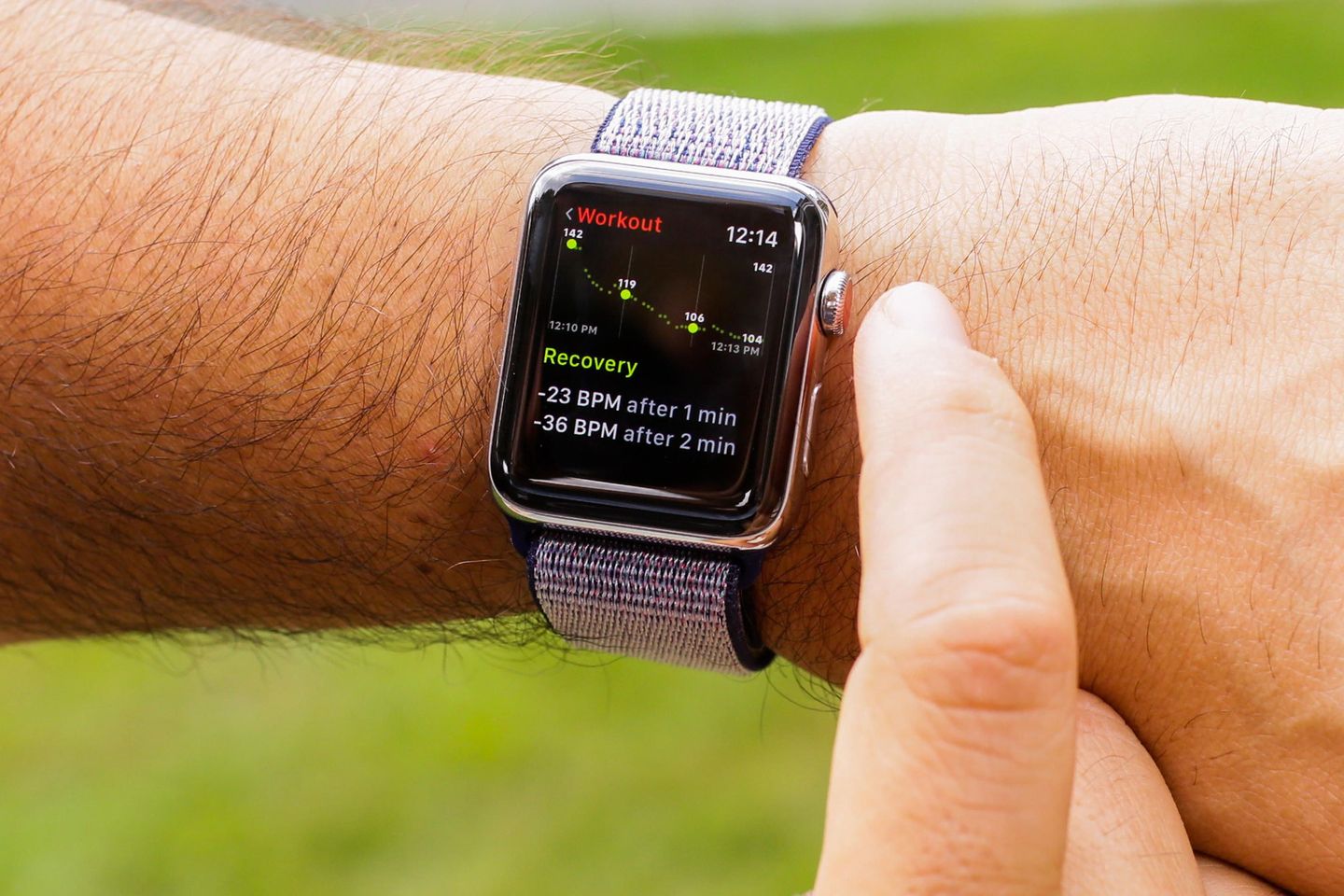 Apple Jual Jam Tangan Pintar 4,2 Juta Unit