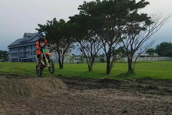 Surabaya Miliki Sirkuit Motocross Berstandar Nasional