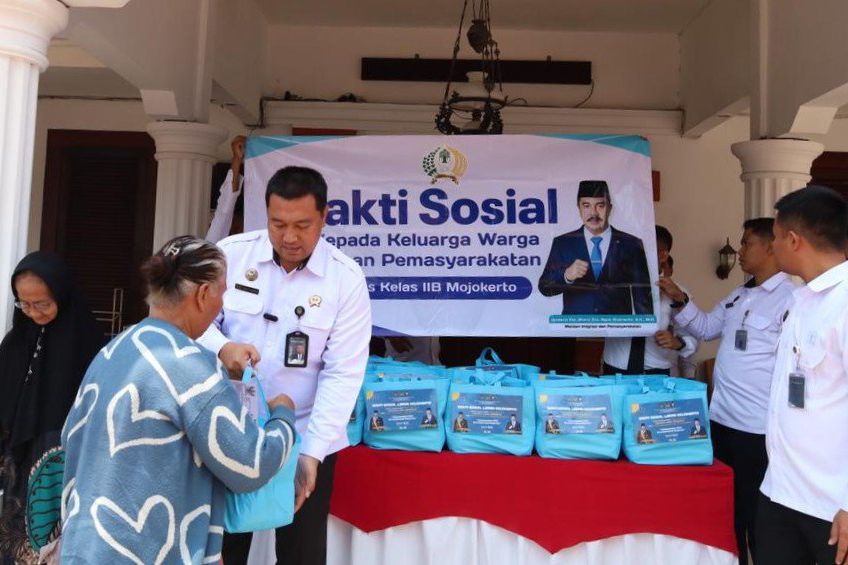 Dukung Asta Cita dan Program Akslerasi Kemenimipas, Lapas Mojokerto Gelar Baksos