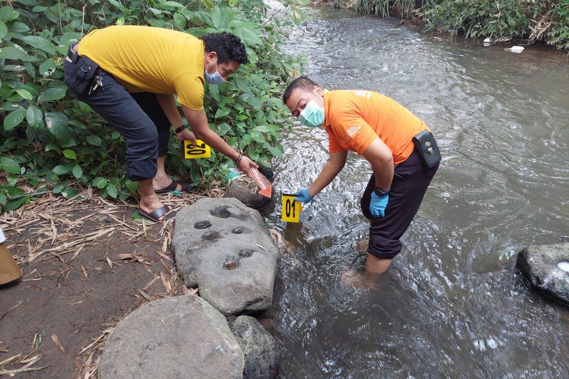 Buang Air di Sungai, Warga Mojokerto Temukan Jasad Bayi Perempuan  