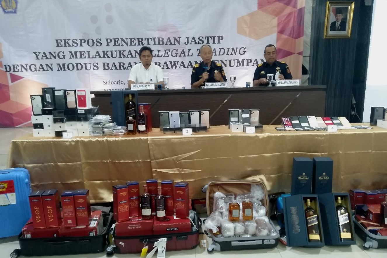 Ini Ketentuan Membawa Barang Belanja Melalui Bandara