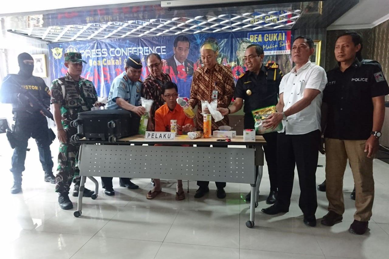 Bea Cukai Jatim Gagalkan Penyelundupan Sabu-sabu Oleh WNA Malaysia