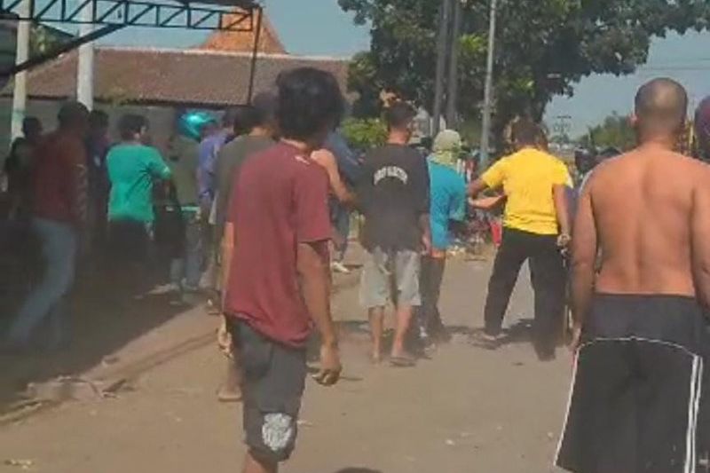 Ketahuan Curi Motor, Pencuri Asal Pasuran Lempar Bondet Hingga Korban Terluka