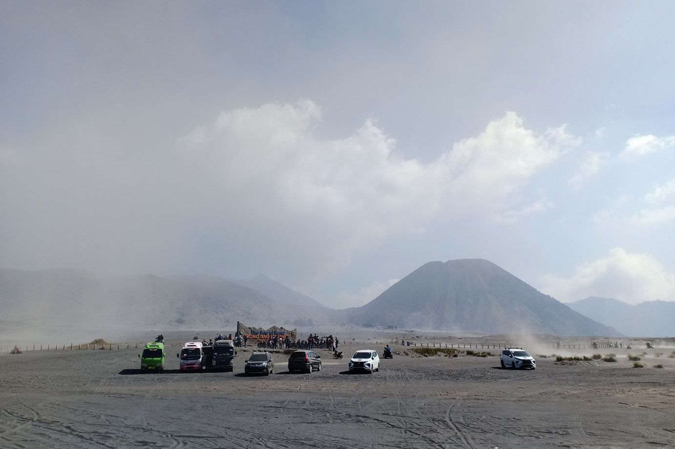 BBTNBTS Izinkan Upacara Kemerdekaan RI di Kaldera Bromo
