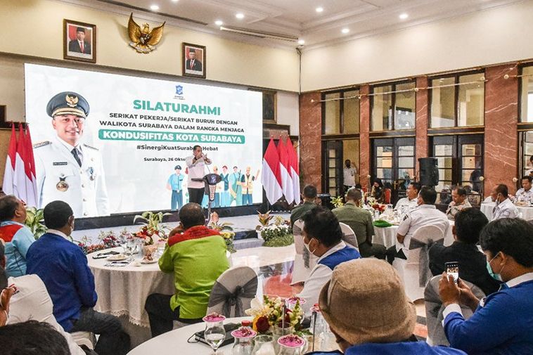 Jelang Penetapan UMK, Dedengkot Buruh Surabaya Keluhkan Nasibnya ke Wali Kota Eri Cahyadi