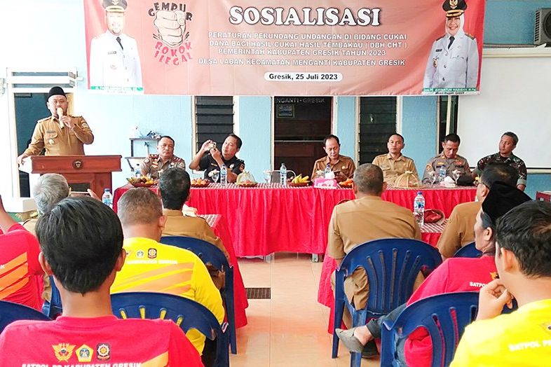 Rokok Ilegal Rugikan Negara, Bupati Gresik Ajak Masyarakat Perangi Peredaran Rokok Ilegal