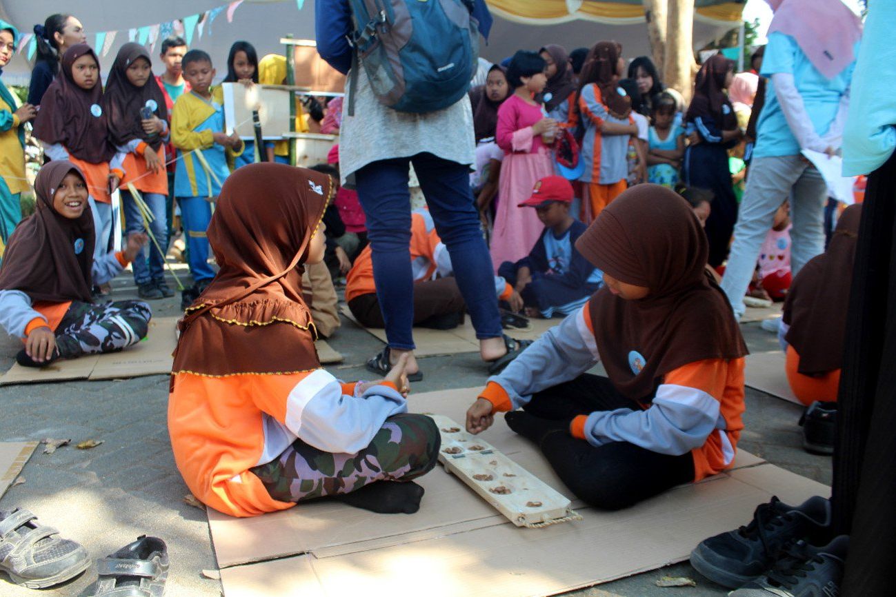 Pemuda Mojokerto Jaga Permainan Tradisional Melalui Festival Dolanan