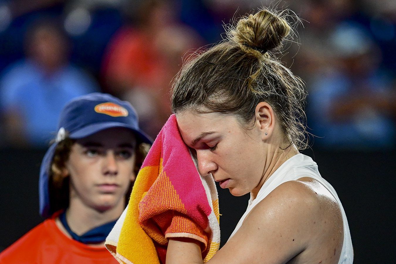 Simona Halep Terbang ke Dubai Tanpa Pelatih