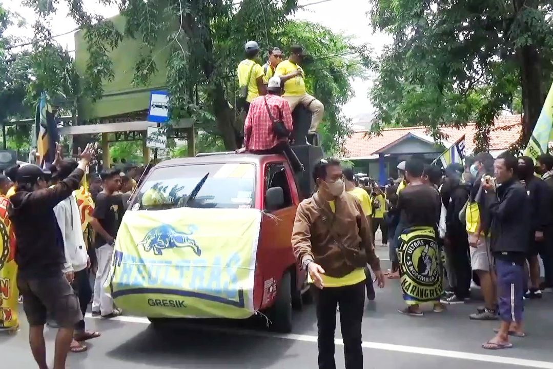 Gresik United dan 14 Klub Sepakat Liga 2 Dilanjutkan
