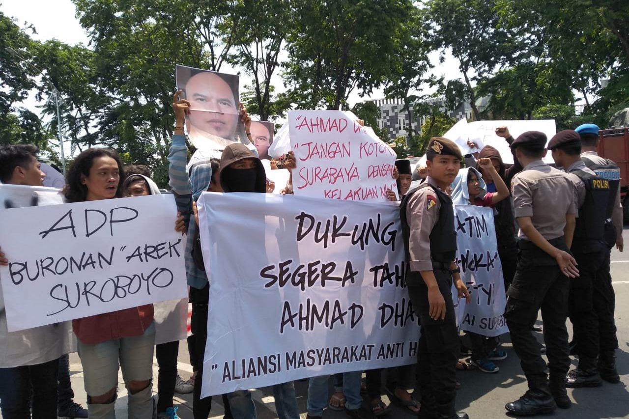 Polda Jatim Didesak Penjarakan Ahmad Dhani