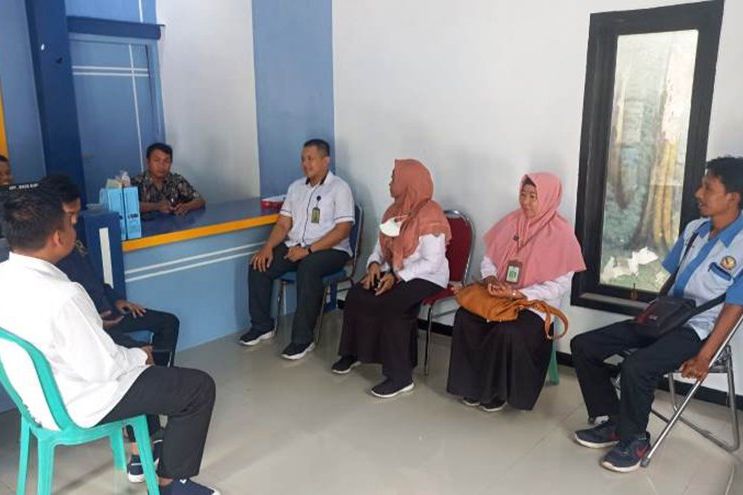 Dinsos Situbondo Pantau Penggunaan Aplikasi SIKS-NG