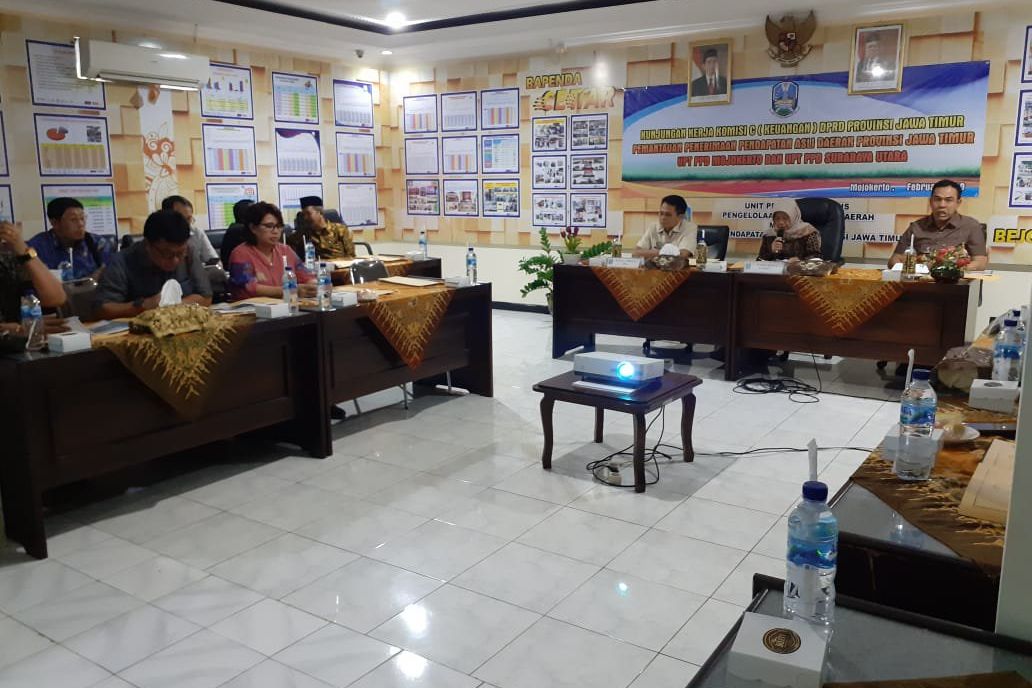 DPRD Jatim Temukan Kendaraan Pemerintah Daerah Nunggak Pajak