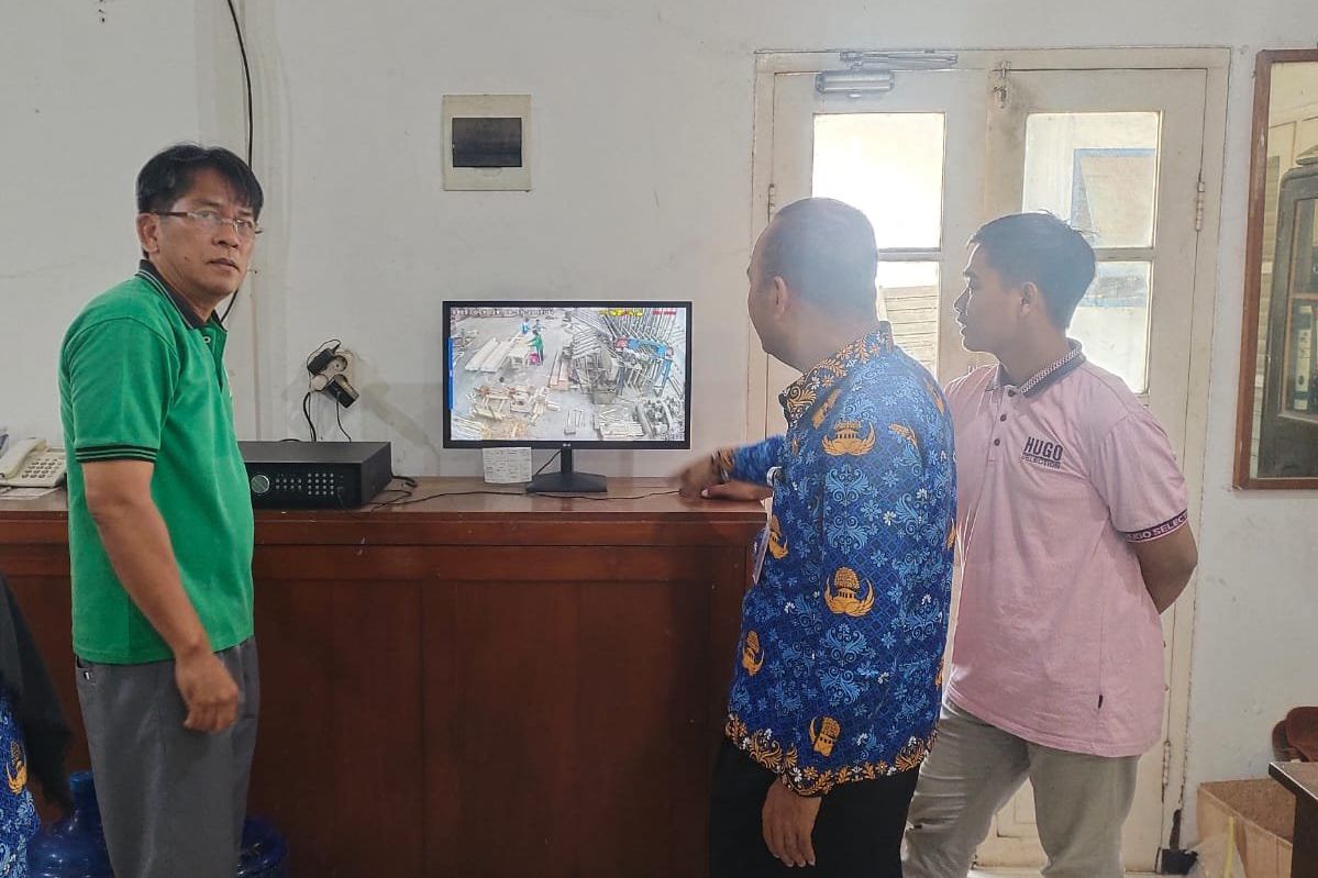 Viral Gaji Rp58.500 per Hari, Disnaker Probolinggo Sidak Perusahaan Pengolahan Kayu