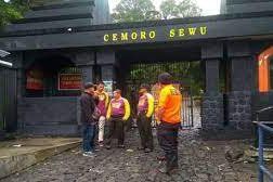 Pendaki Gunung Lawu Via Cemoro Sewu Waspadai Suhu Dingin