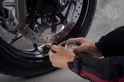 Ini Tips Memilih Ban Bekas untuk Motor