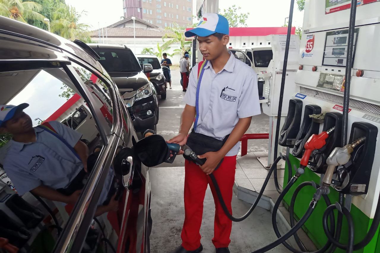 Pertamina Turunkan Harga Empat Jenis BBM