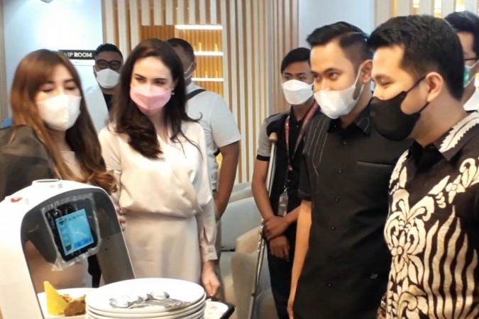 Pekerjakan Penyandang Disabilitas, Perusahaan PT KOSME Dapat Apresiasi dari Wagub Emil