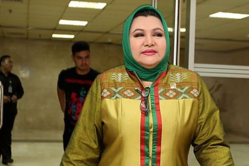 Emillia Contessa dicoret dari daftar calon DPD Jawa Timur
