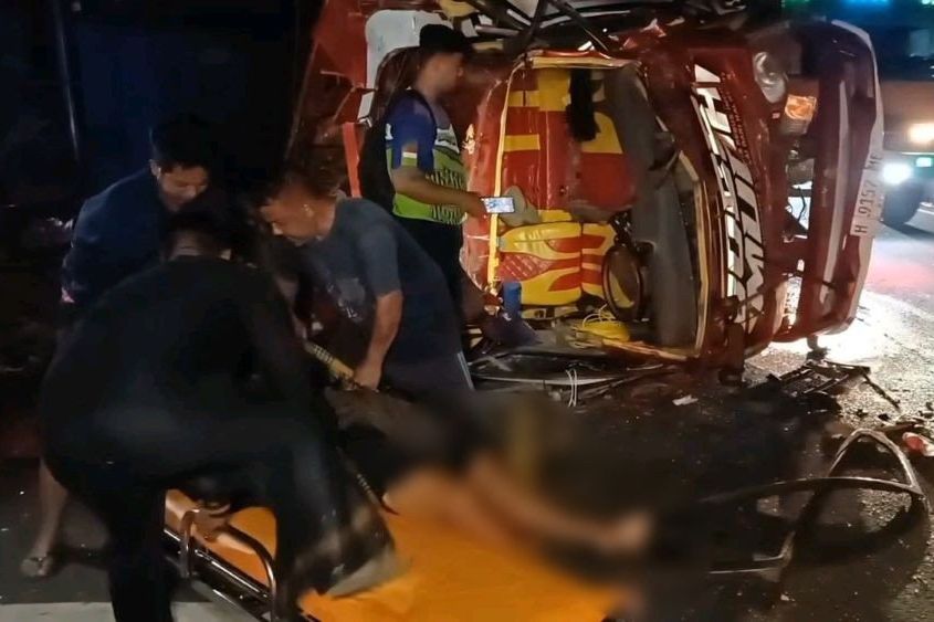 Truk Vs Truk di Jalur Selatan Probolinggo-Lumajang, Satu Meninggal Dunia