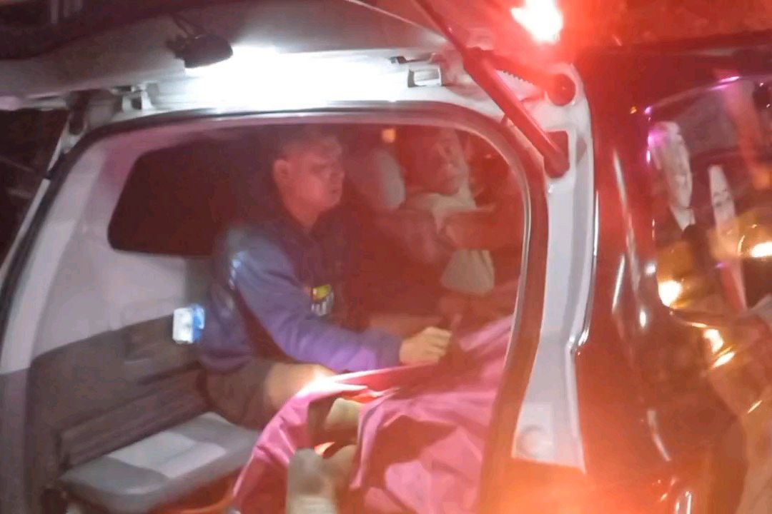 Perbaiki Roda Truk Tangki, Mekanik Tewas Terlindas