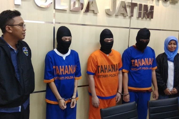 Pembobolan Kartu Kredit, Pemeriksaan Gisel dan Tyas Mirasih Dijadwal Ulang