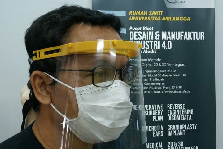 ITS Produksi Face Shield Mask untuk Atasi Kelangkaan APD Medis