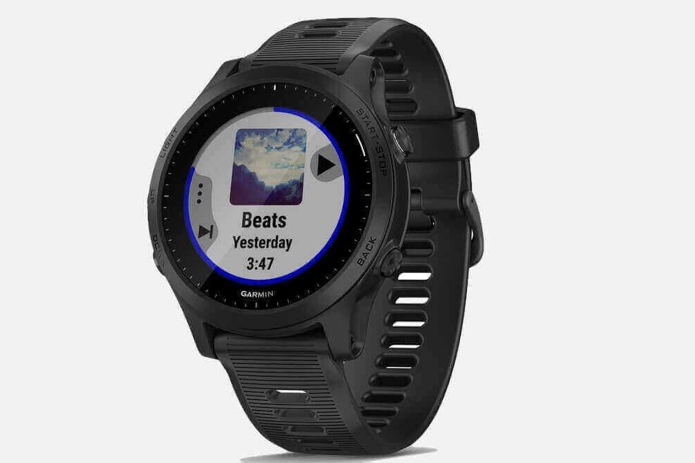 Ini Fitur dan Kelebihan Garmin Forerunner 945