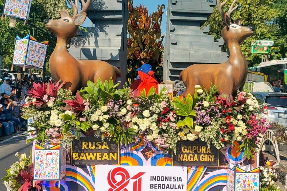 Gresik Merdeka Carnival 2026 Semarak, 71 Barisan dari 46 Unsur Ikut Pawai