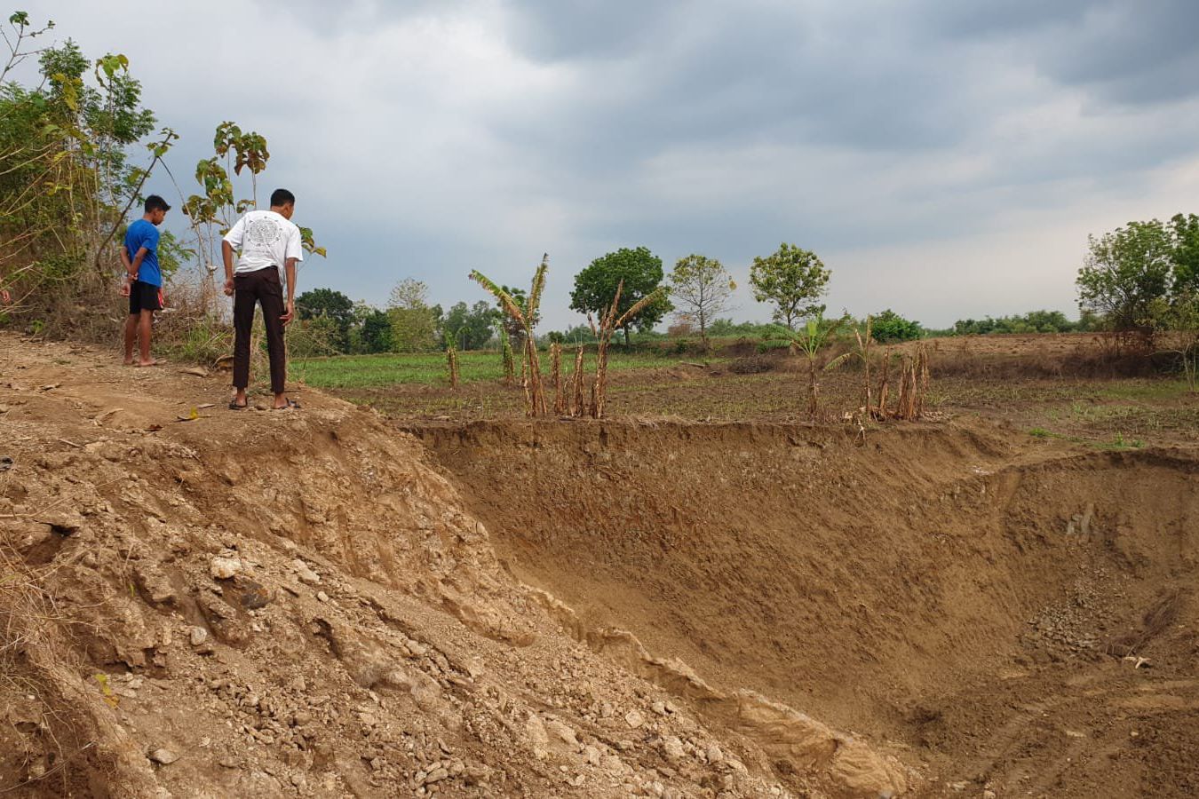 Rusak Sawah dan Jalan, Petani di Mojokerto Keluhkan Tambang Galian C