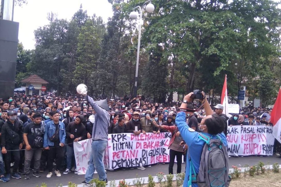 Ribuan Mahasiswa Yogyakarta Gelar Aksi Massa di Gejayan