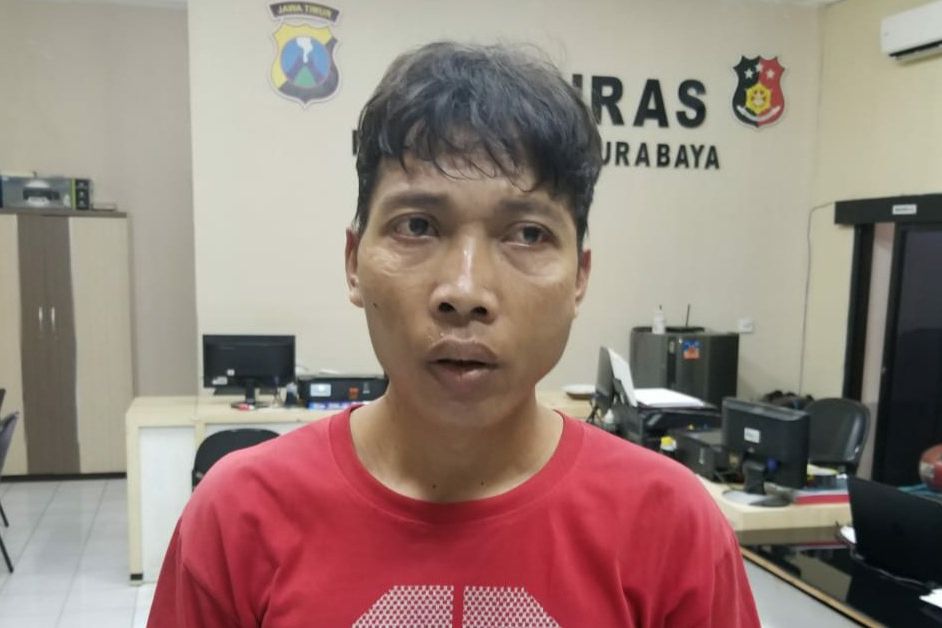 Jatanras Polrestabes Bekuk Maling di Taman Bungkul